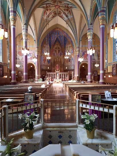 (Salt Lake City) The Cathedral of the Madeleine / La Catedral de la Magdalena